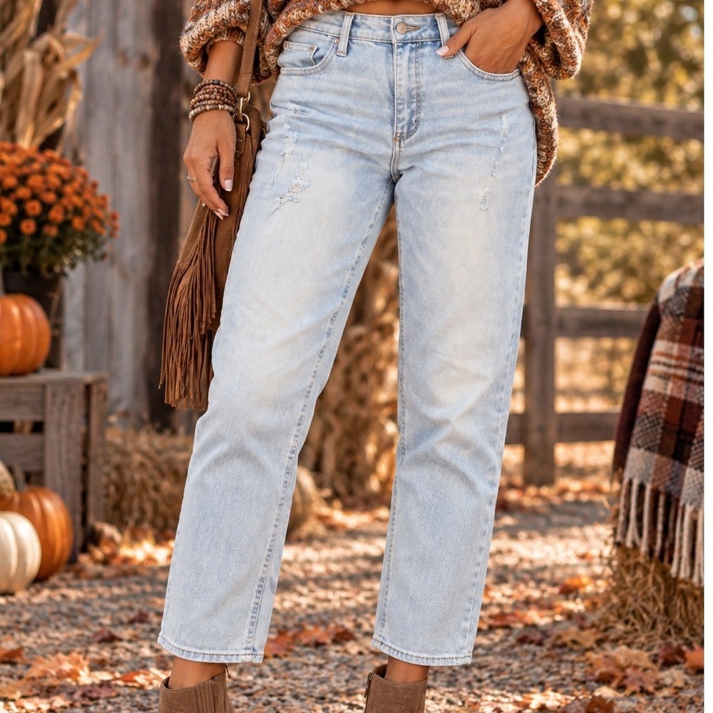 Time and Tru Womens Light Wash Distressed High Rise Straight Leg Jeans Size 14